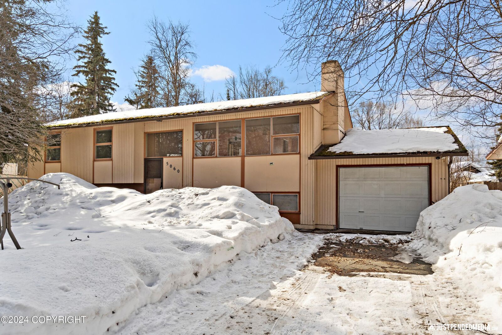 Property Photo:  5060 Buckingham Way  AK 99503 