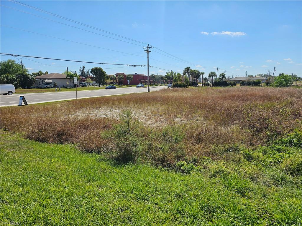 Property Photo:  252 Nicholas Pkwy NW  FL 33991 