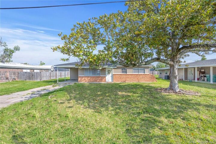 412 Bowmer Lane  Sulphur LA 70663 photo