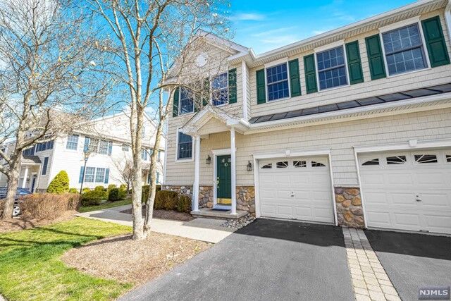 10 Pheasant Run  Old Tappan NJ 07675 photo