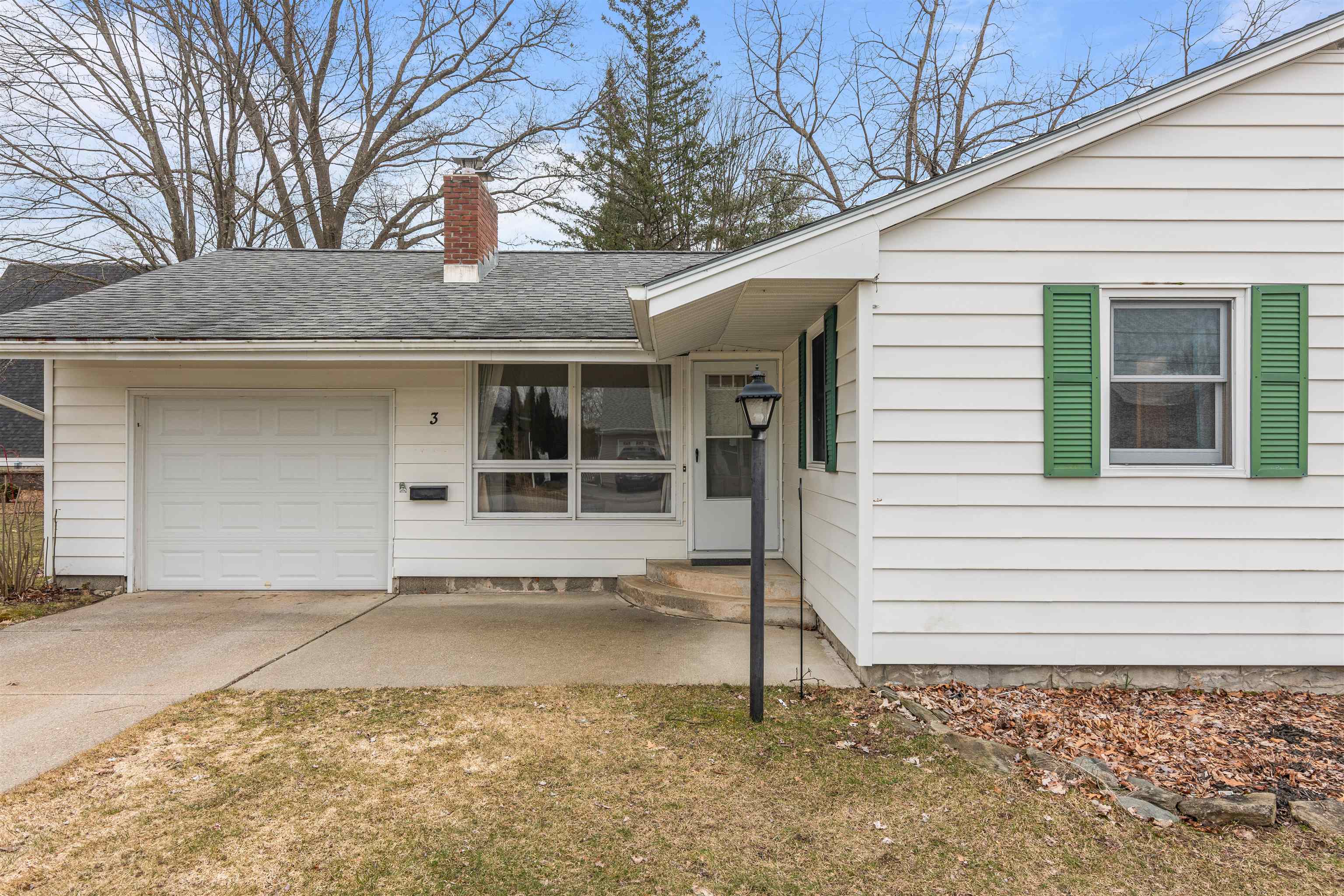 Property Photo: 3 Orchard Terrace VT 05452