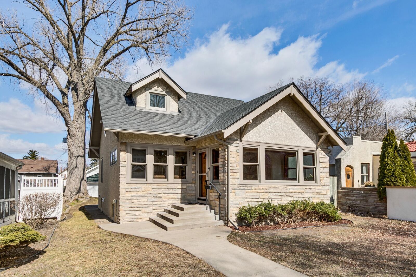 Property Photo: 2081 Sargent Avenue MN 55105
