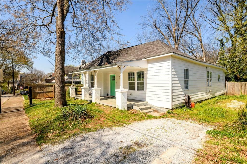 Property Photo:  112 Brown Avenue SE  GA 30315 