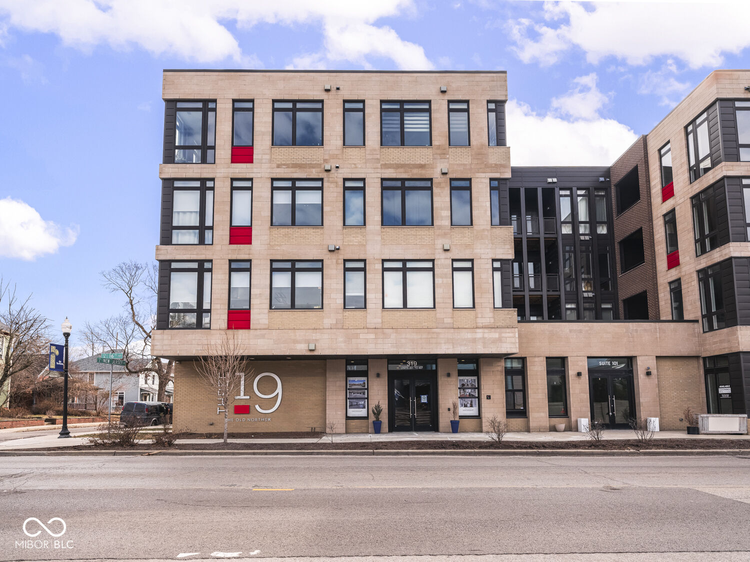 Property Photo: 319 E 16th Street 202 IN 46202