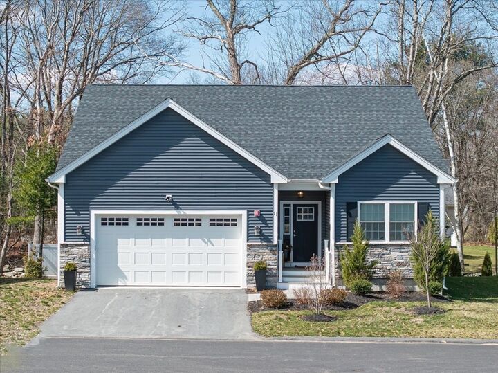 11 Abby Ln 11  Shrewsbury MA 01545 photo