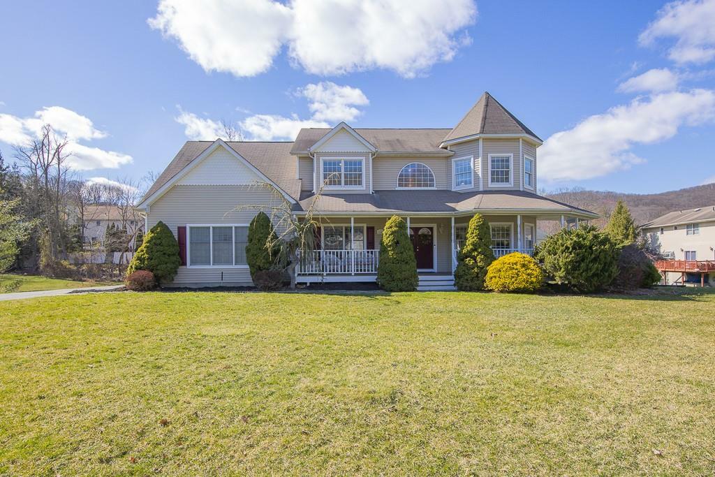 11 Zachary Taylor Street  Stony Point NY 10980 photo
