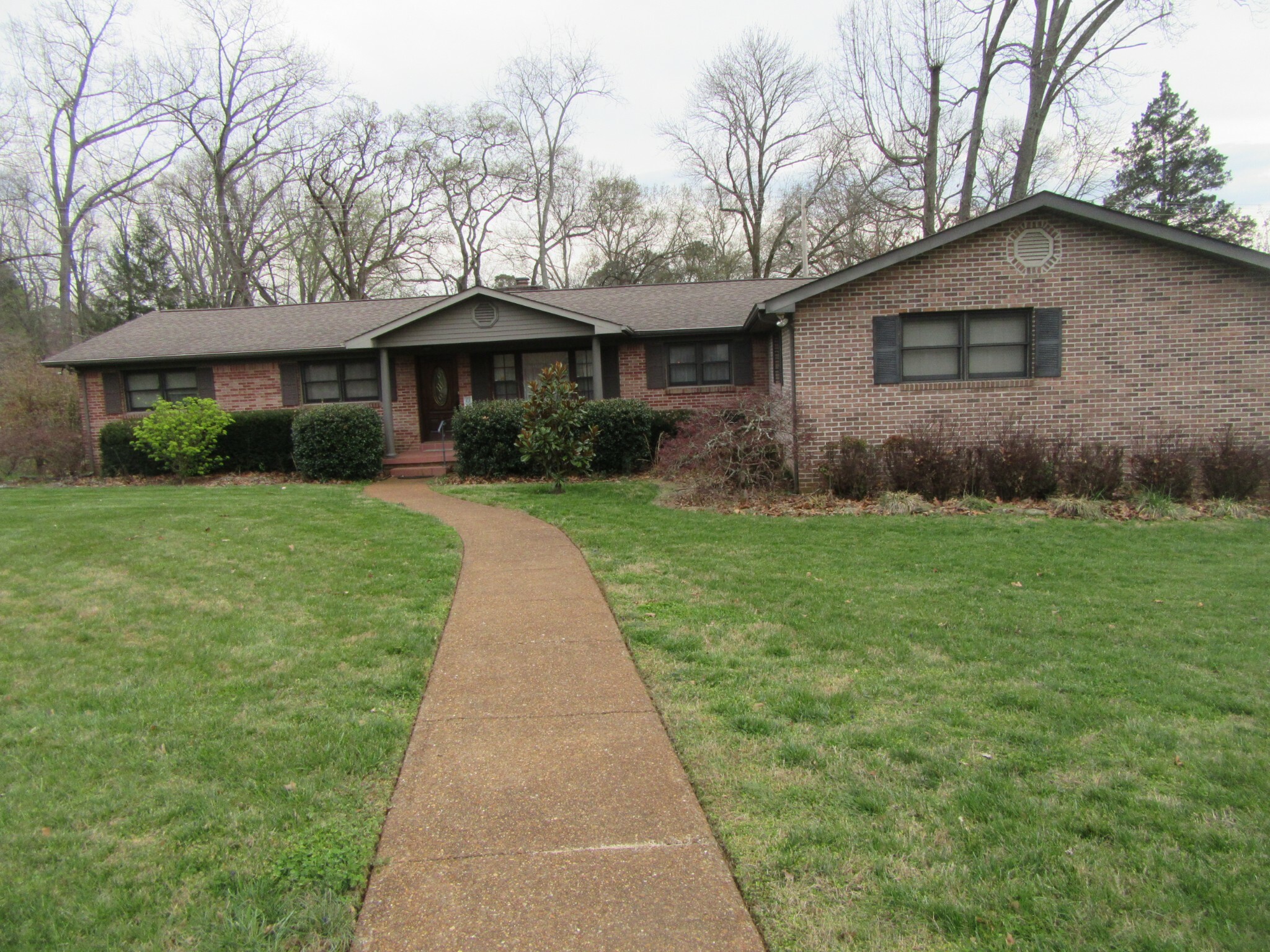 Property Photo:  205 Houghton Dr  TN 37398 