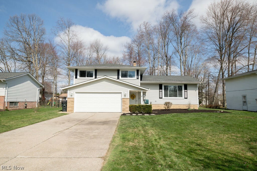 Property Photo:  33295 Outley Park Drive  OH 44139 