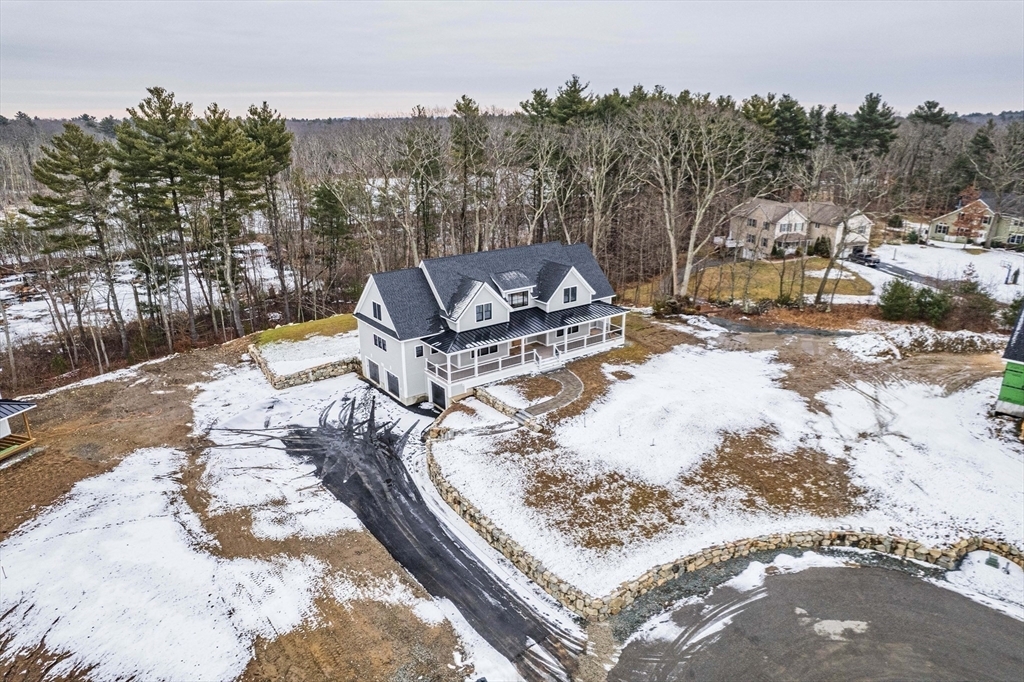 Property Photo:  5 Beech Brook Farm Rd  MA 01949 