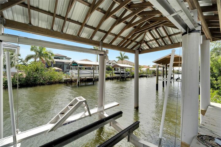 Property Photo: 534 Estuary Shore Lane FL 33572