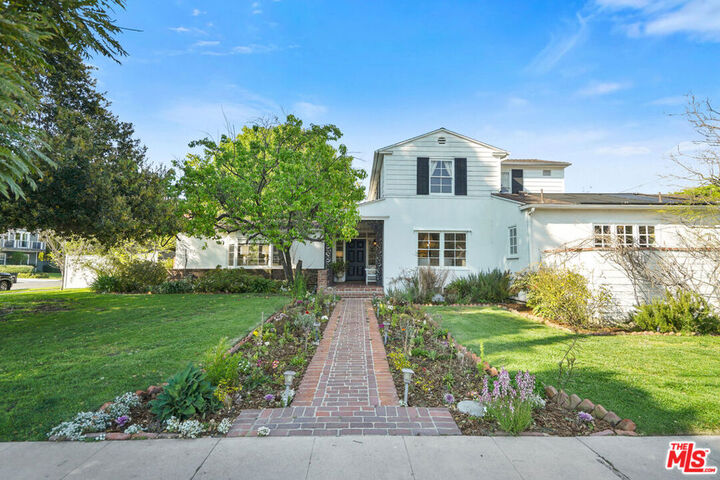 11333 Aqua Vista Street  Studio City CA 91602 photo