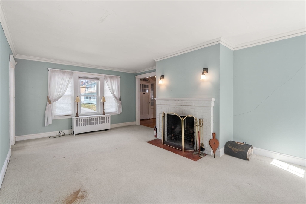 Property Photo:  108 Longfellow Rd  MA 01602 