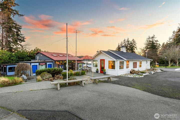 Property Photo:  25960  Central Avenue NE  WA 98346 