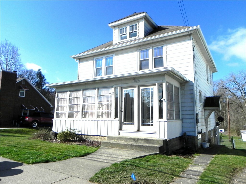 Property Photo:  148 S Franklin Street  PA 16314 