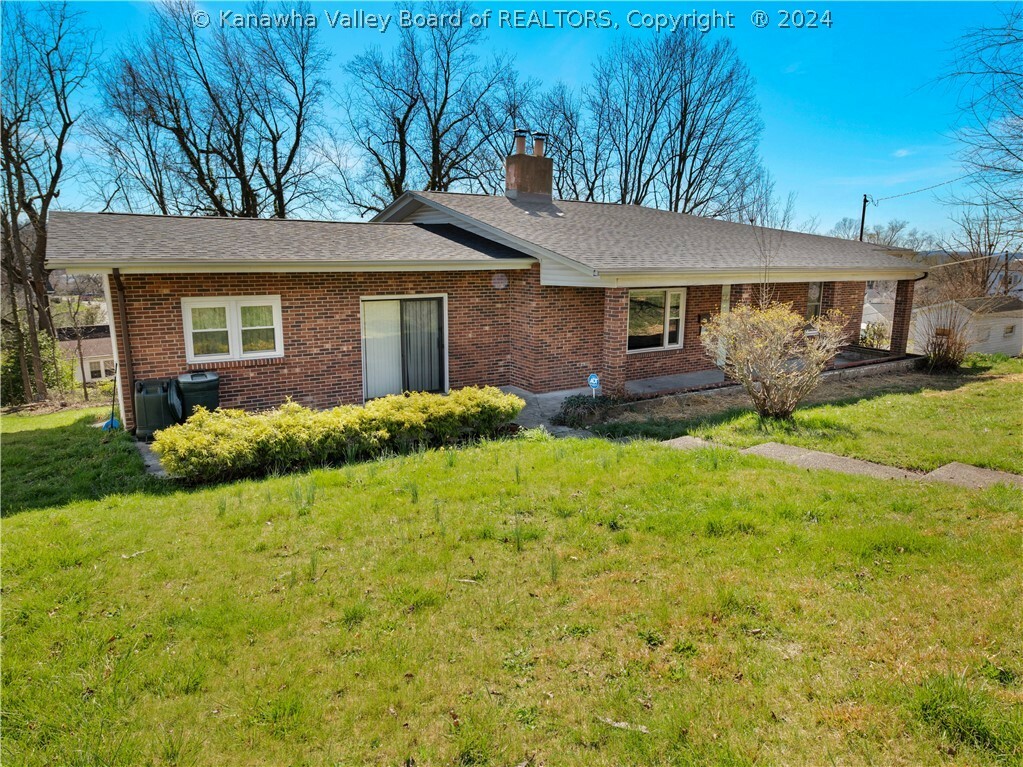 Property Photo: 104 Costello Street WV 25302