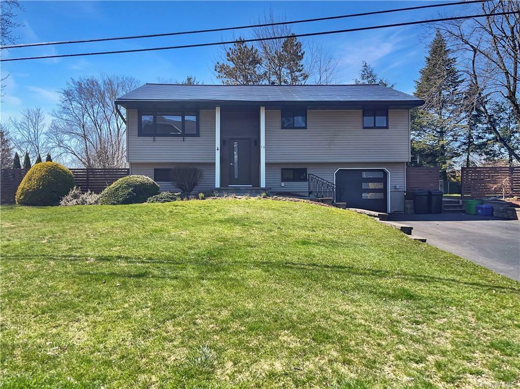 13 Kreuz Drive  West Nyack NY 10994 photo