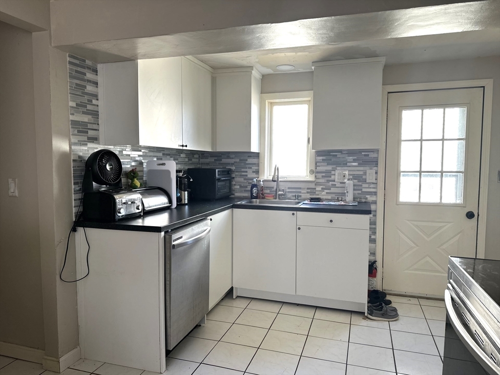 Property Photo: 14 Beacon Street 1 MA 02169