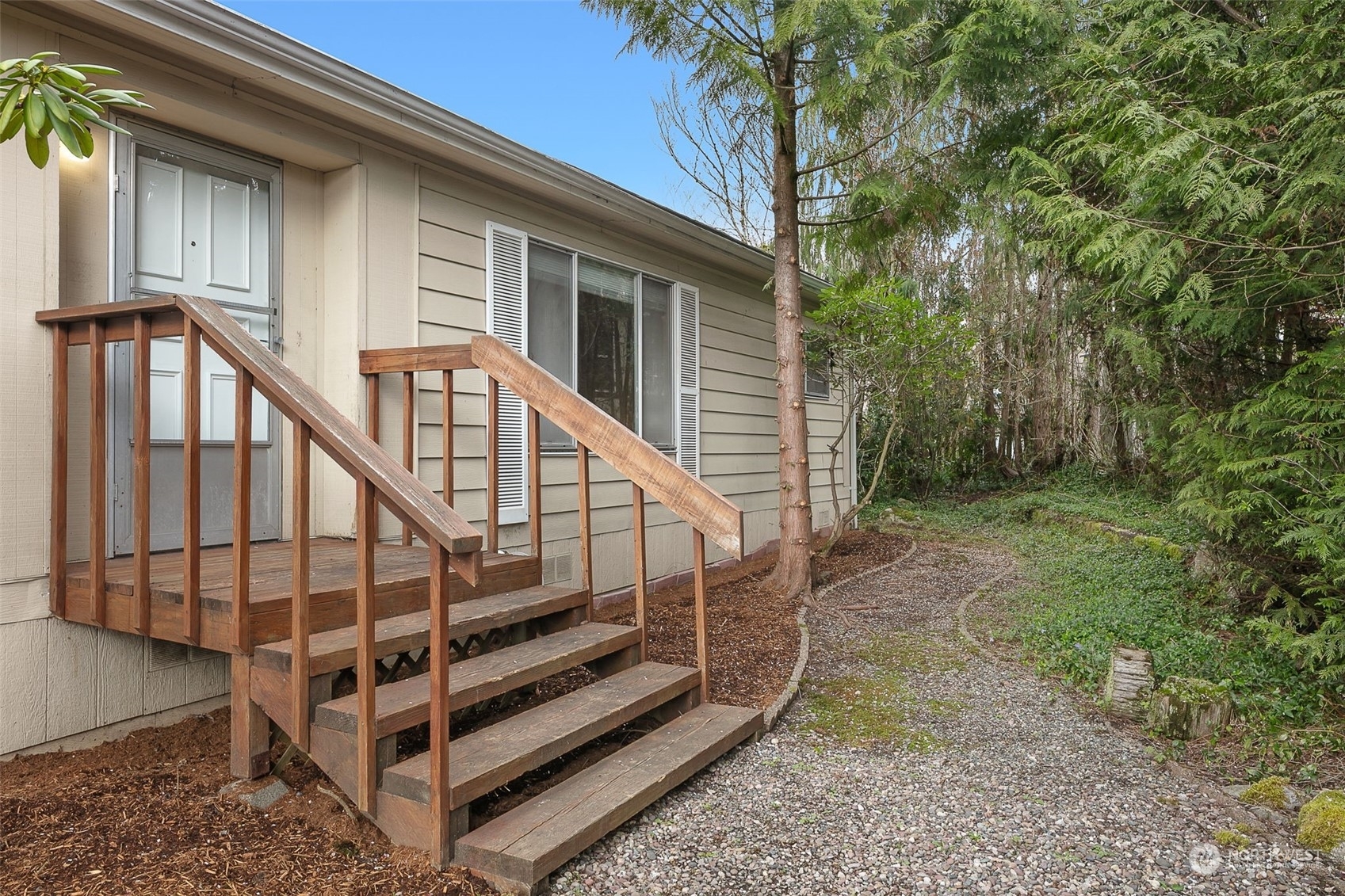 Property Photo:  12606 NE 192nd Place  WA 98011 