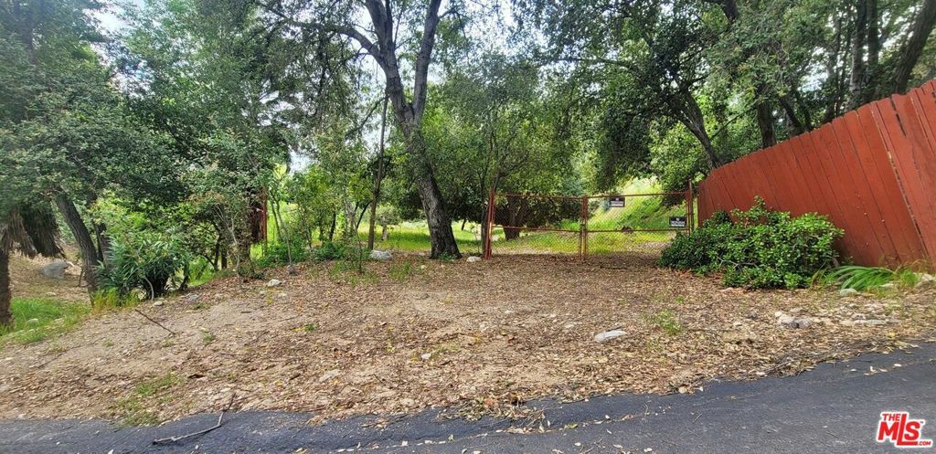 Property Photo:  11402 Eby Canyon Road  CA 91040 