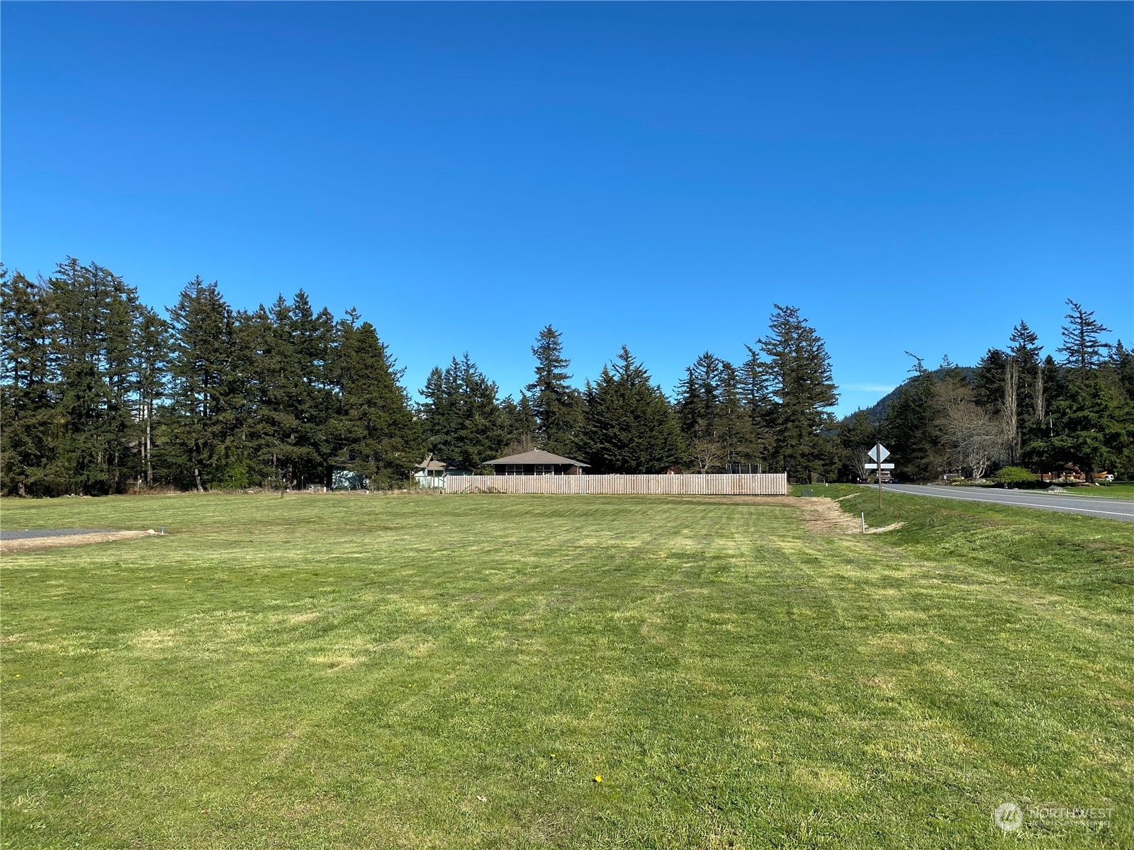 Property Photo: 3 Christmas Lane WA 98245