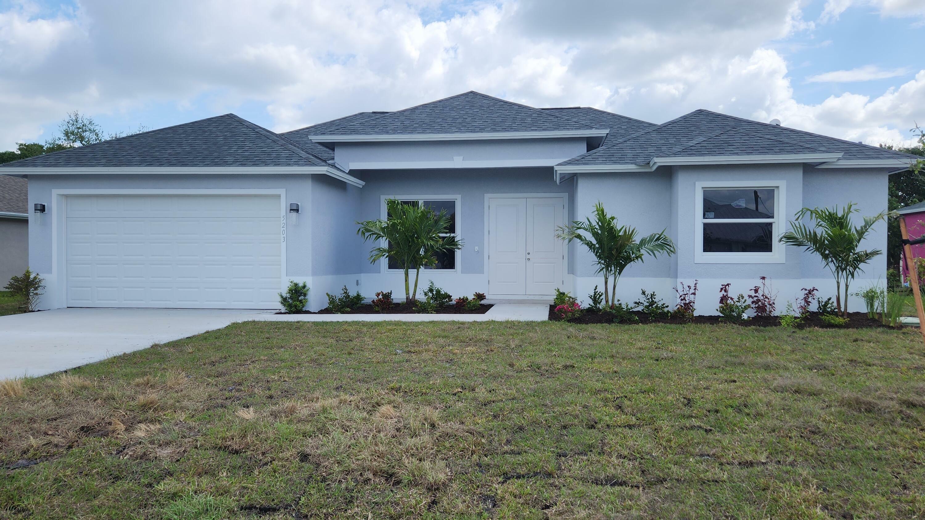 5203 NW West Piper Circle  Port Saint Lucie FL 34986 photo