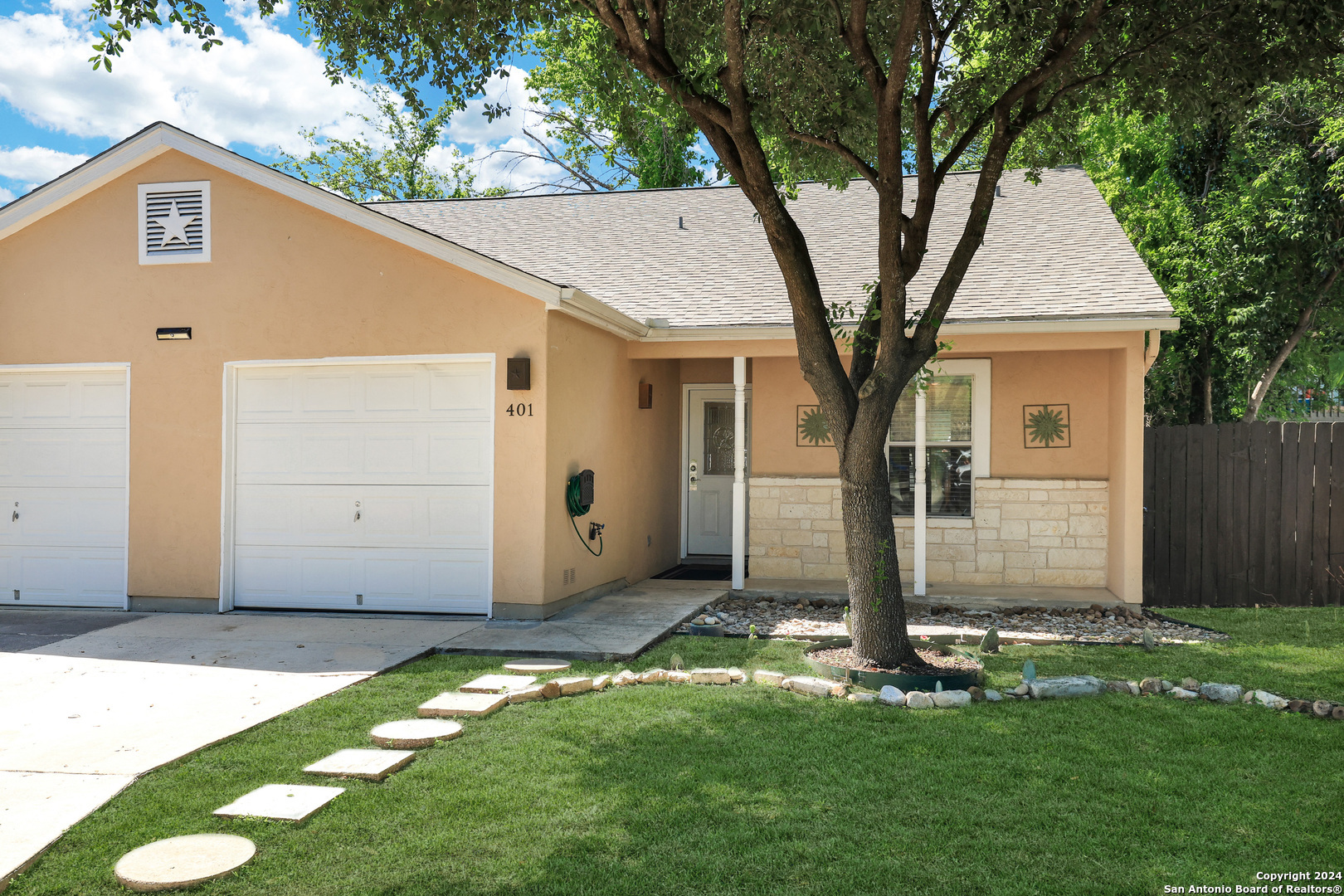 Property Photo:  3202 Eisenhauer #401  TX 78209 