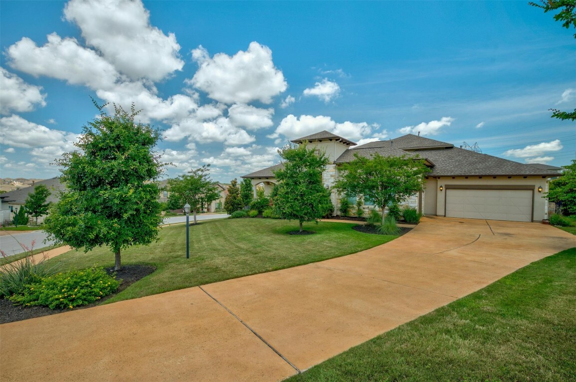 Property Photo:  407 Maialina Cove  TX 78738 