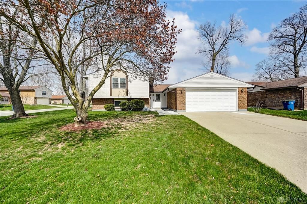 Property Photo:  5917 Charlesgate Road  OH 45424 