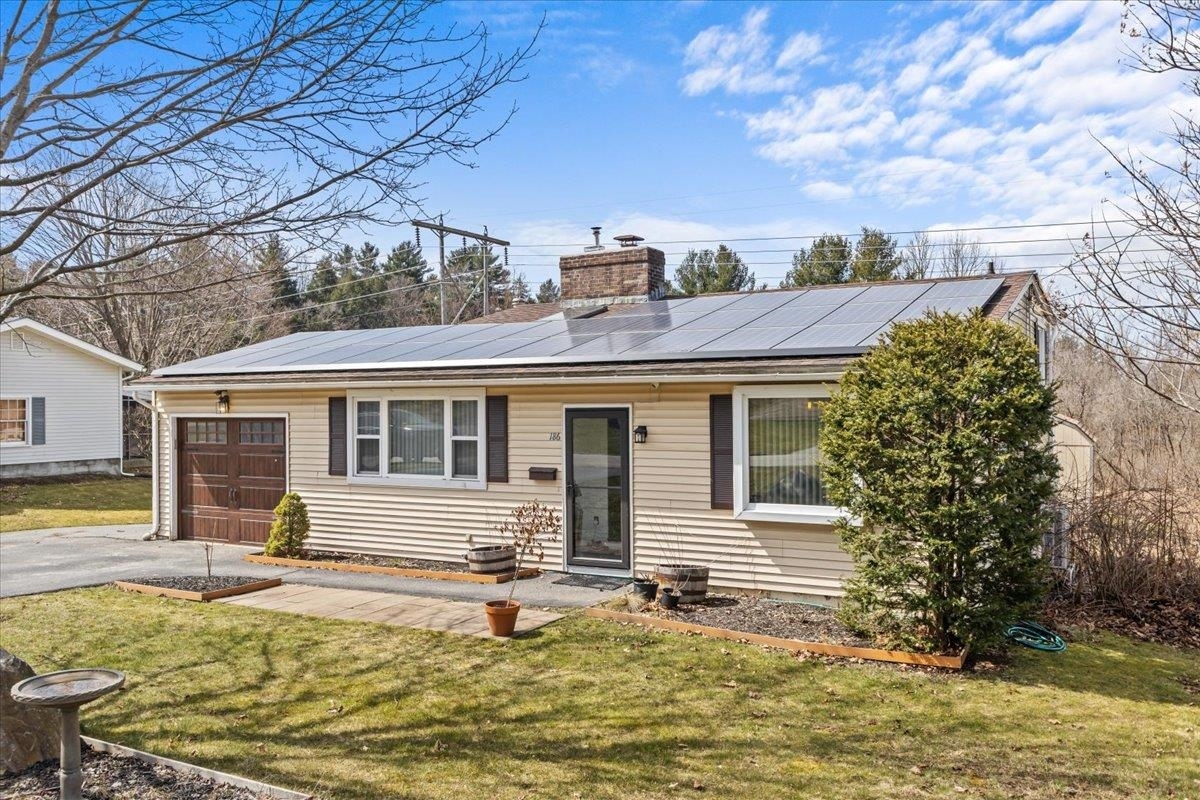 Property Photo:  186 Stonybrook Drive  VT 05495 