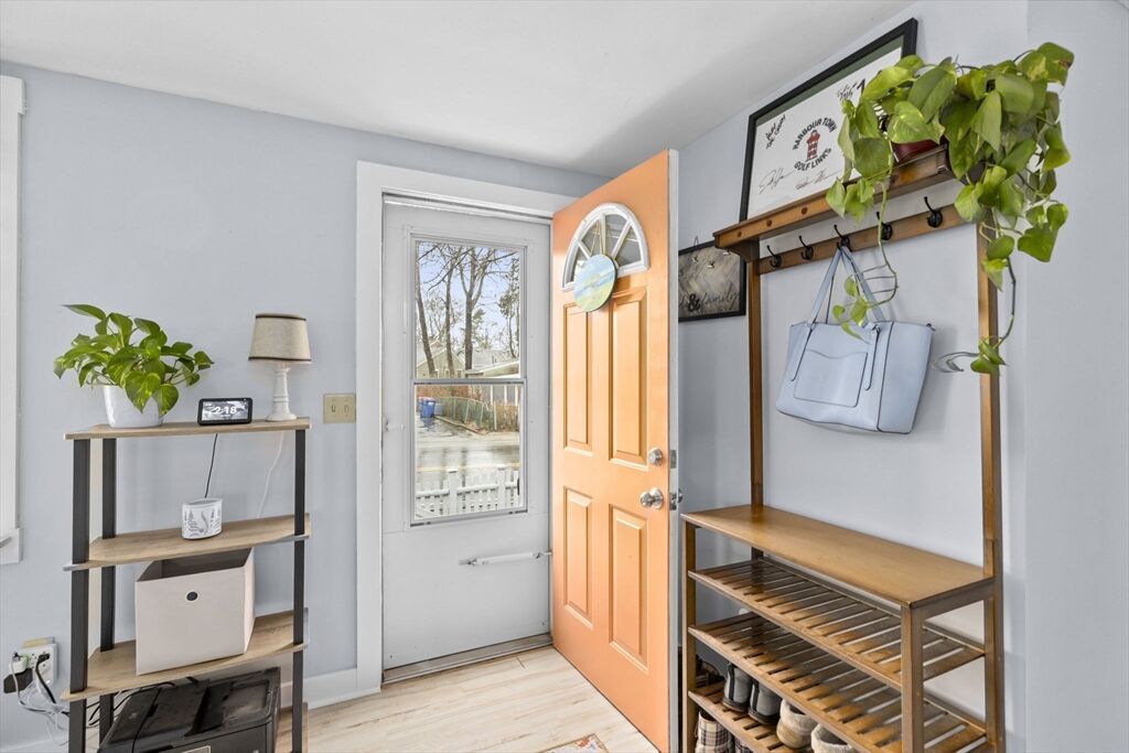 Property Photo: 117-B Onset Ave MA 02532