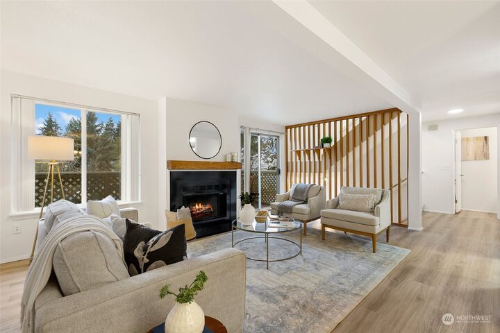 Property Photo: 11502 102nd Court NE 34 WA 98033