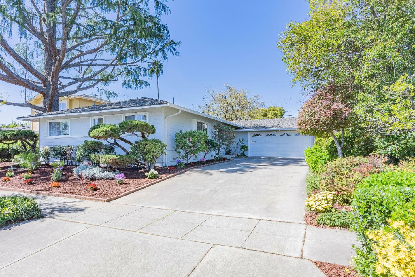 Property Photo:  871 Helena Drive  CA 94087 