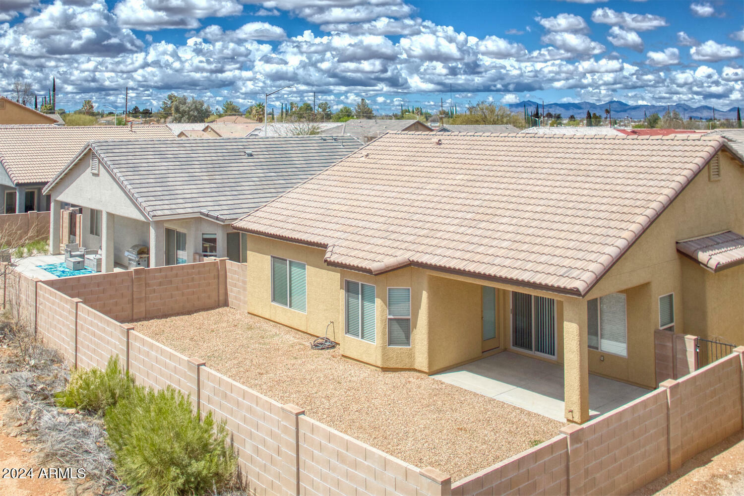 Property Photo:  5292 Encanto Drive  AZ 85635 