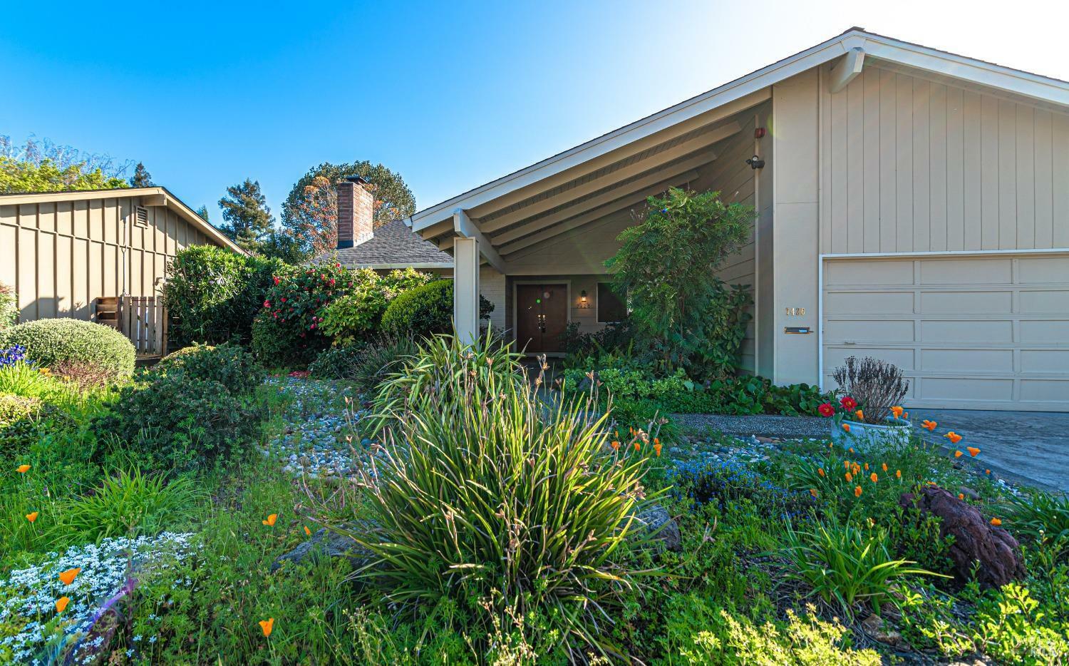 Property Photo:  7426 Oak Leaf Drive  CA 95409 