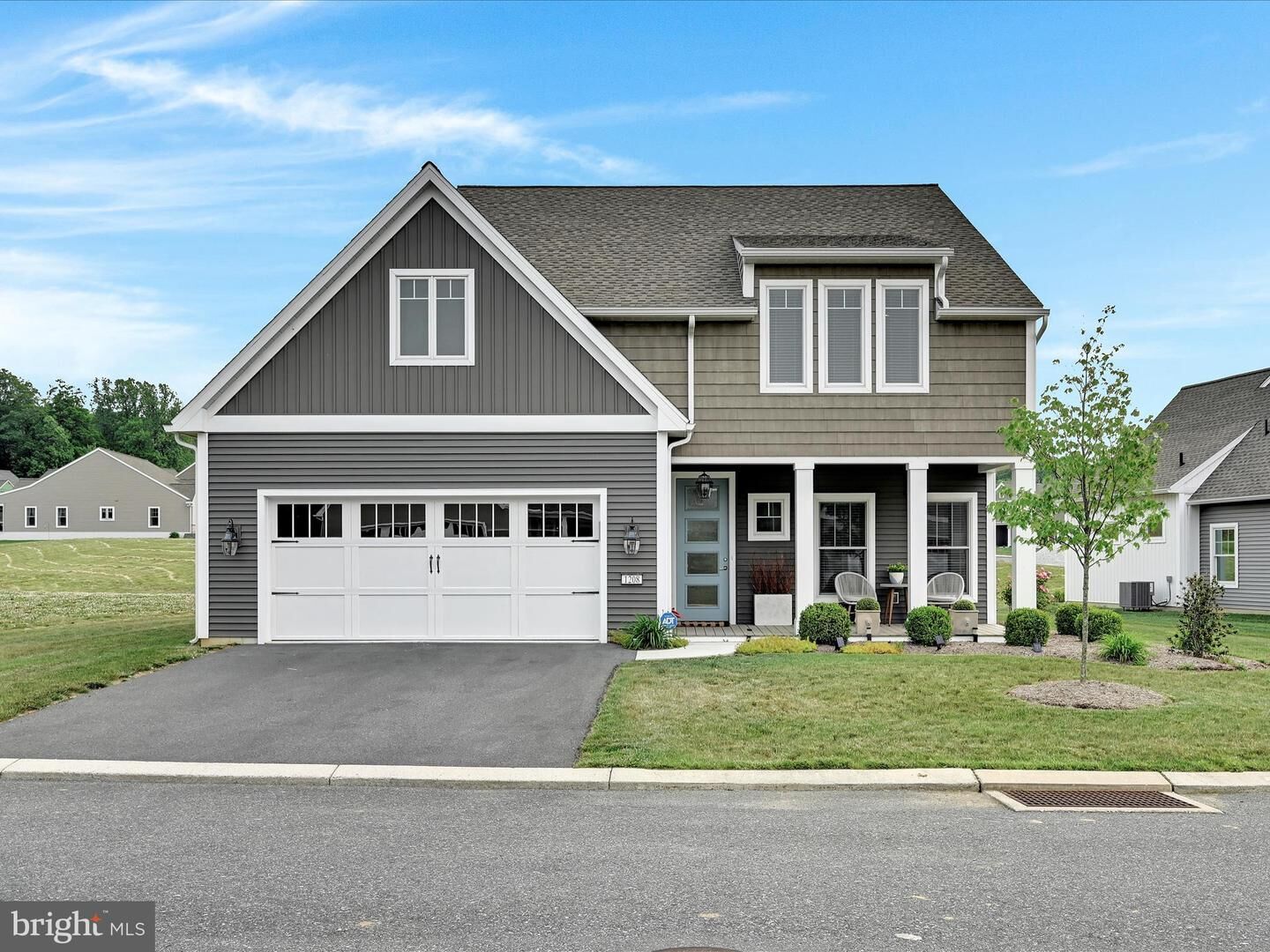 Property Photo: 1208 Mosaic Drive PA 17042