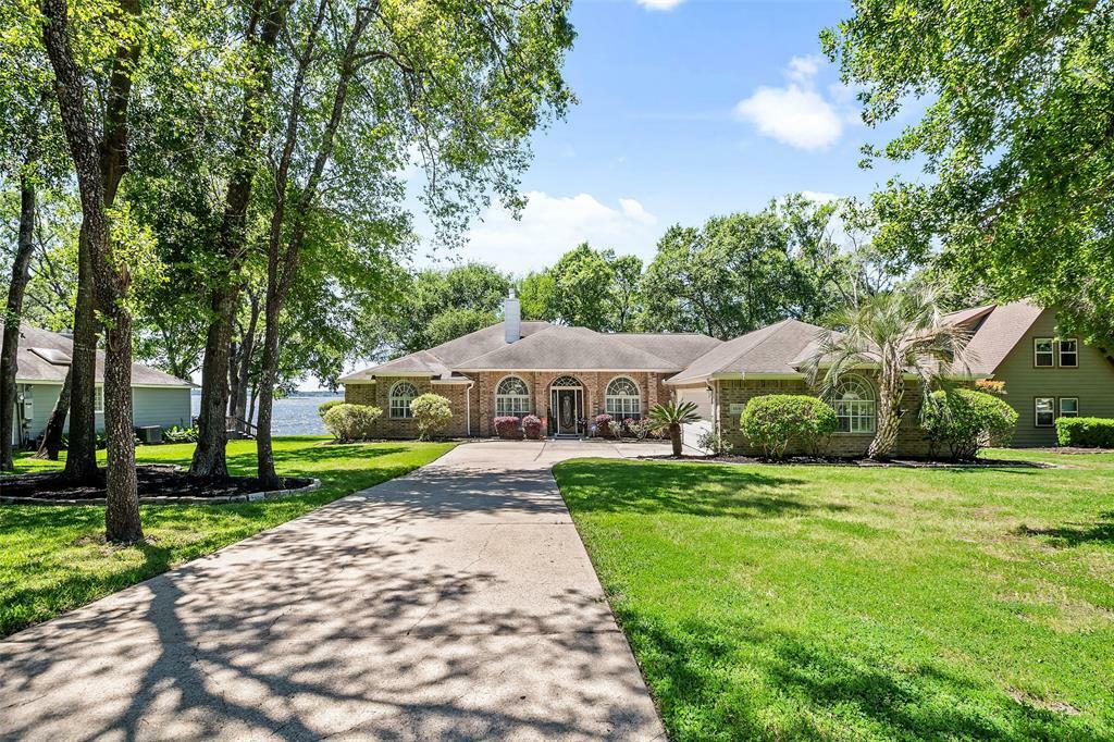 Property Photo:  10135 Valley Drive  TX 77318 
