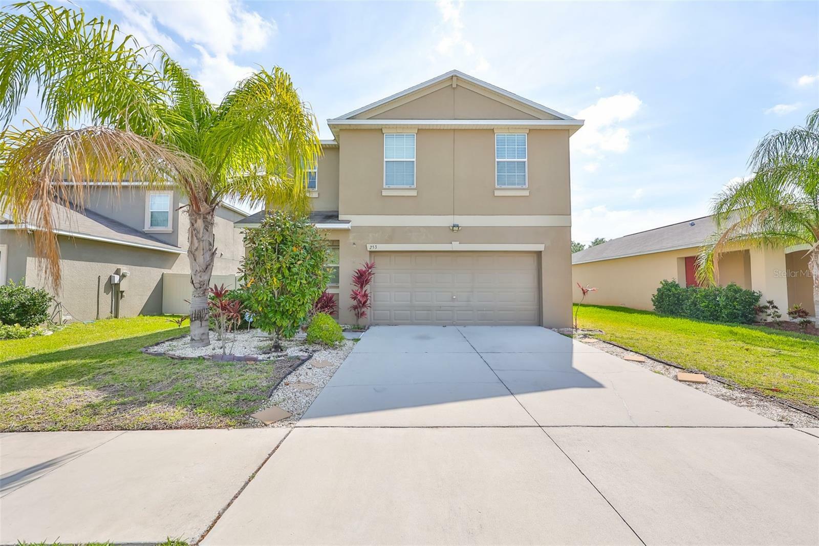 Property Photo:  253 Cascade Bend Drive  FL 33570 