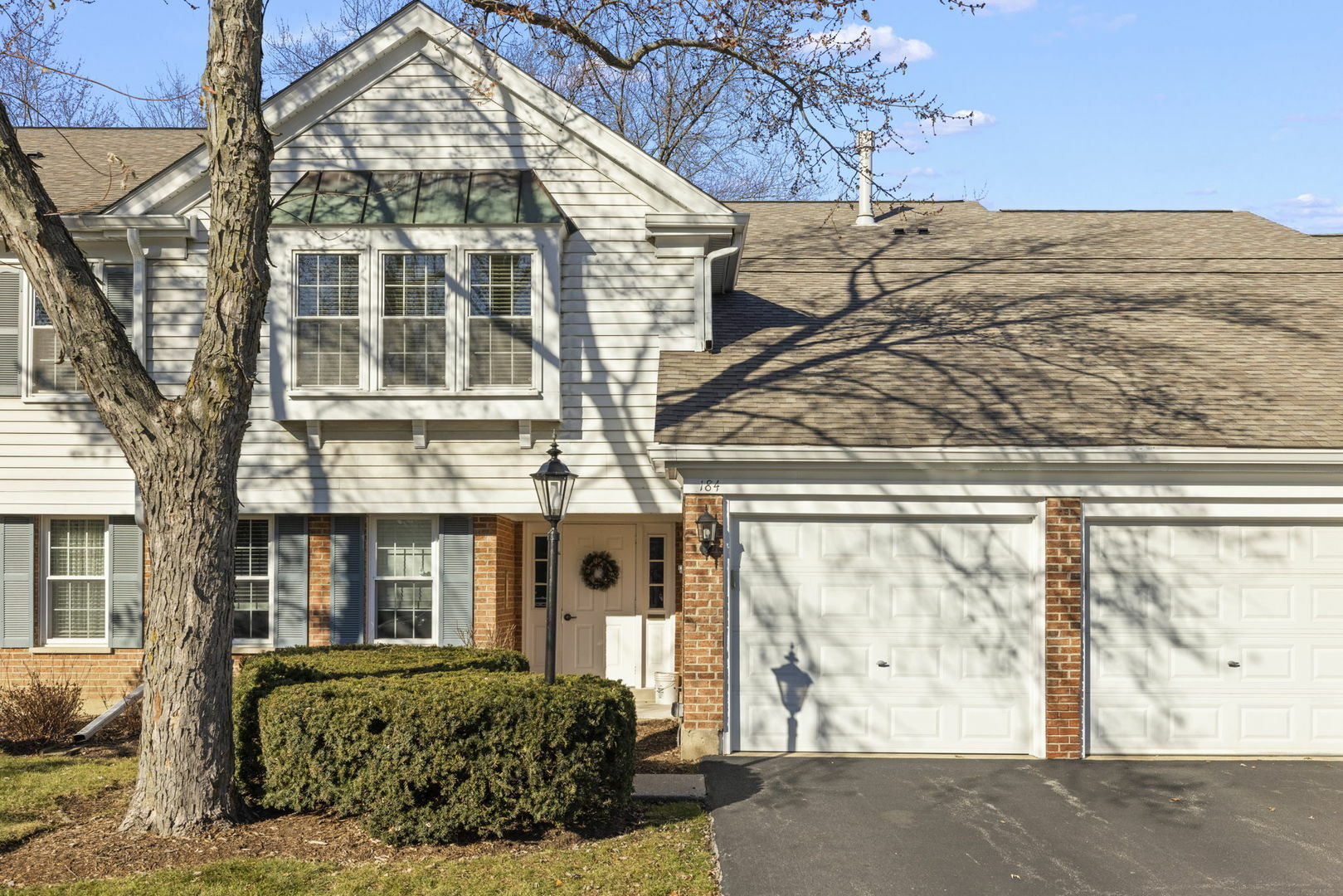 Property Photo:  184 Country Club Drive B  IL 60070 