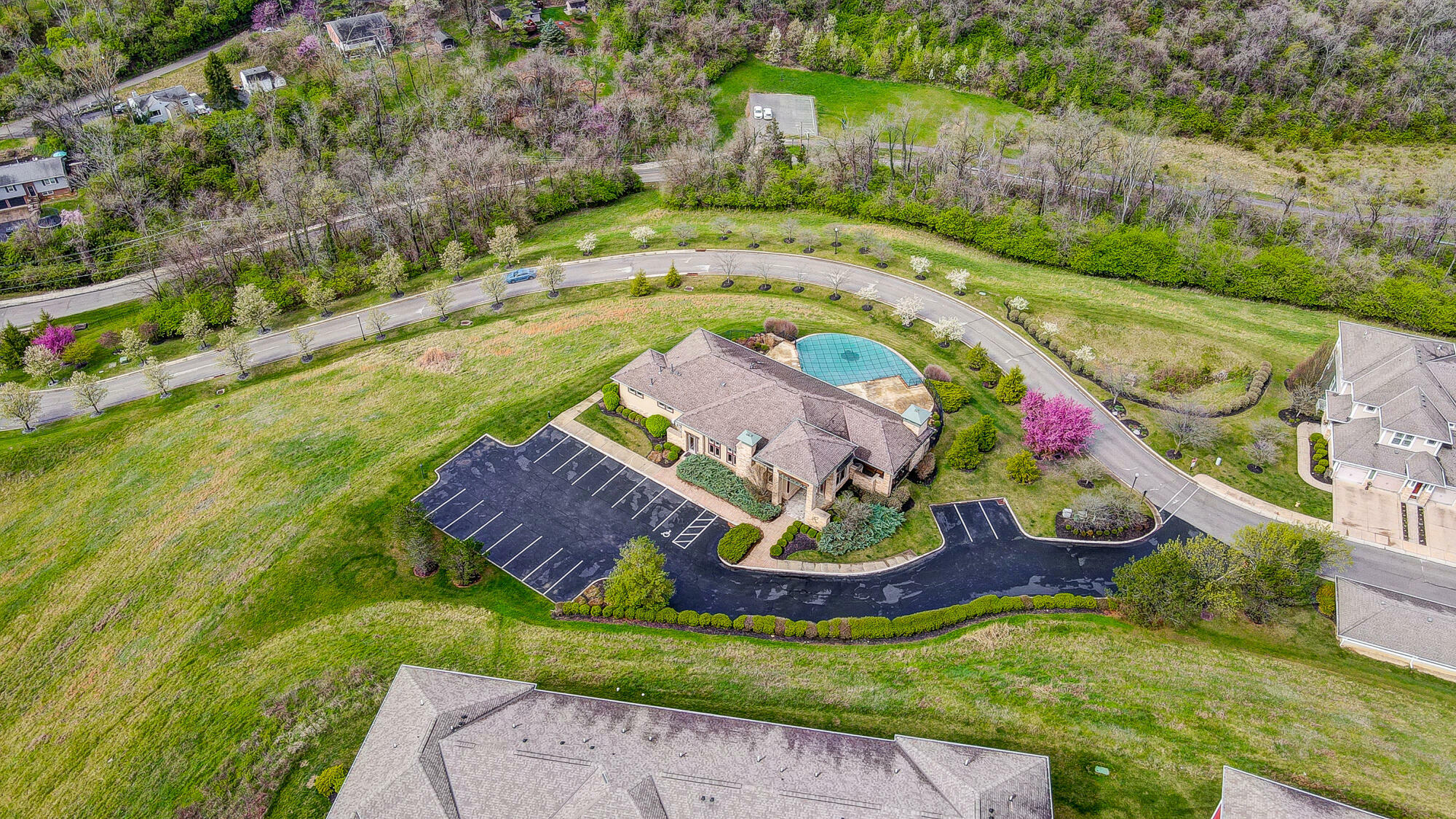 Property Photo:  400 Riverpointe Drive  KY 41074 