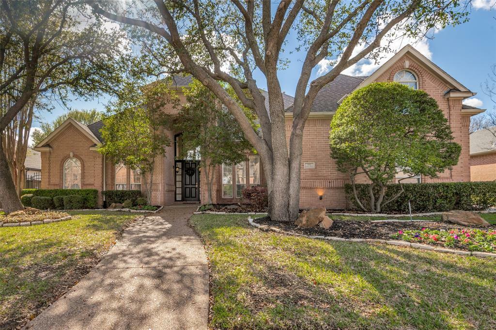 Property Photo:  900 Hanover Drive  TX 76092 