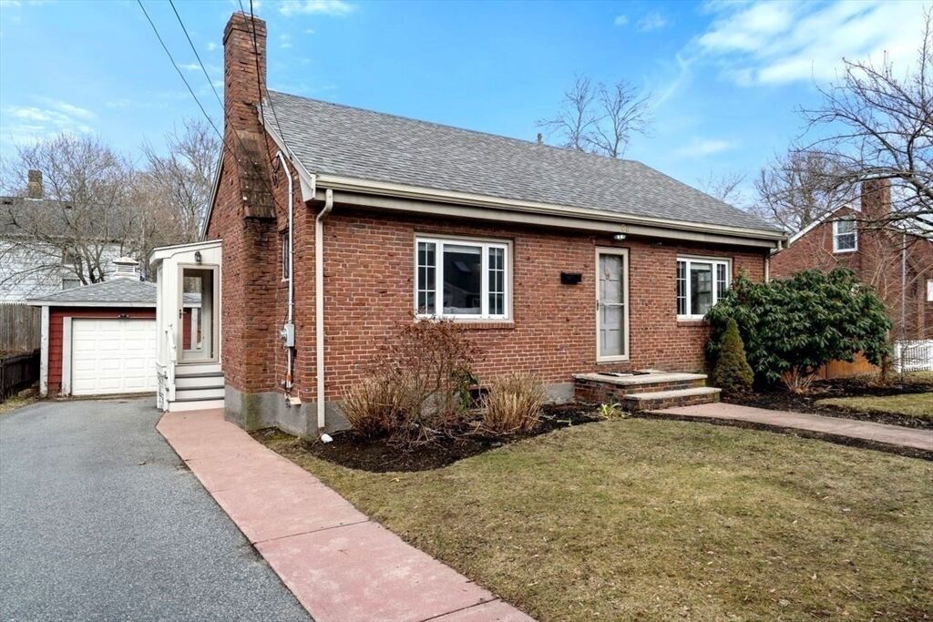 Property Photo:  68 Sutcliffe Road  MA 01904 