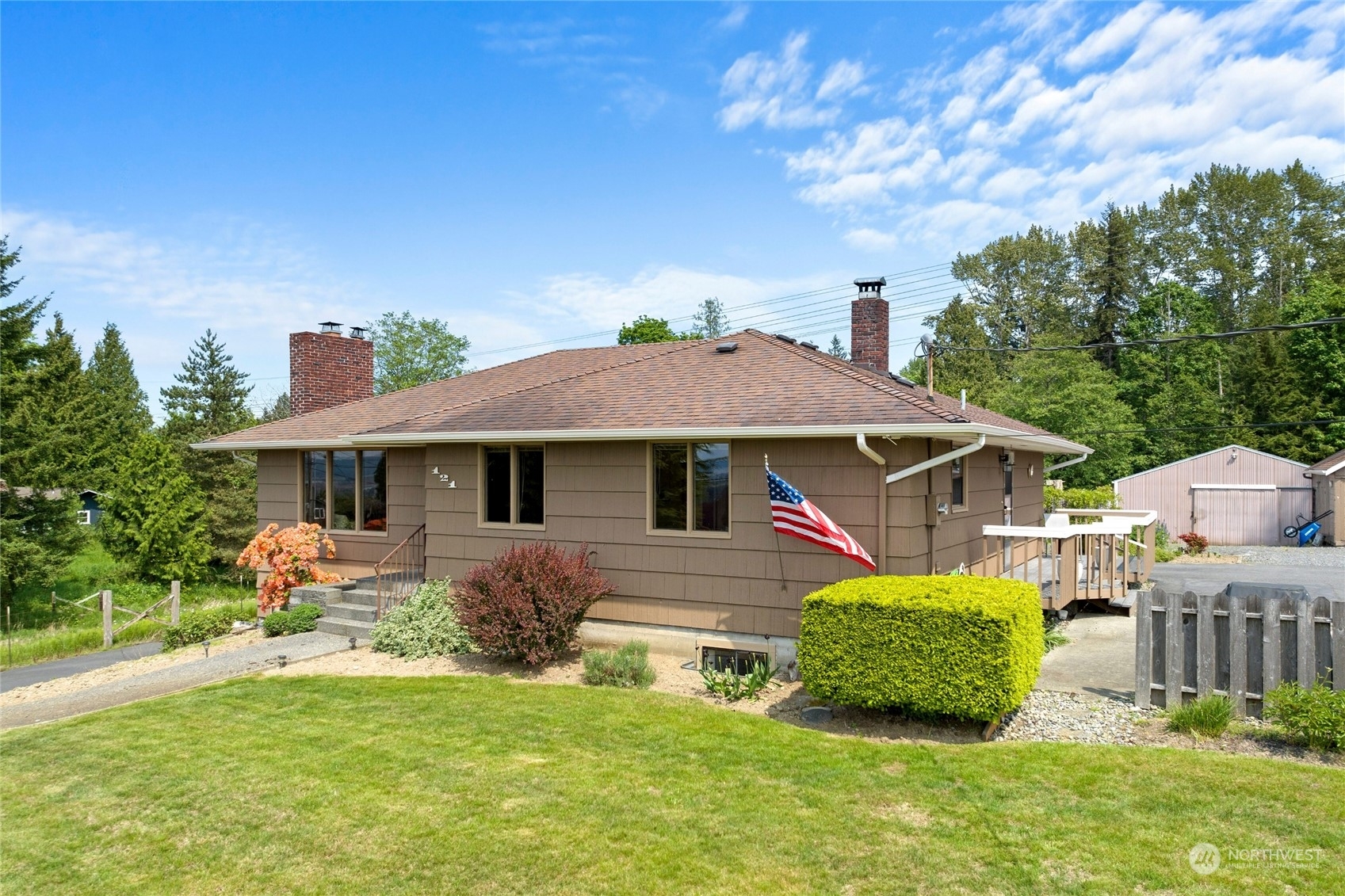 Property Photo:  121  81st Avenue NE  WA 98258 