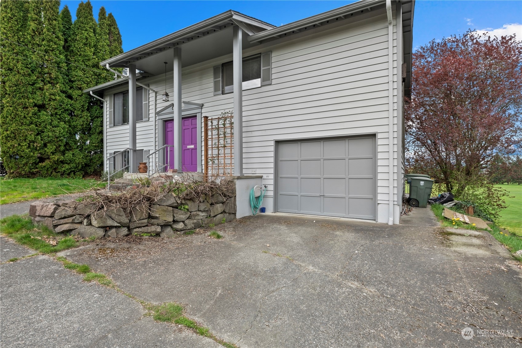 Property Photo:  59 Pine Avenue  WA 98290 