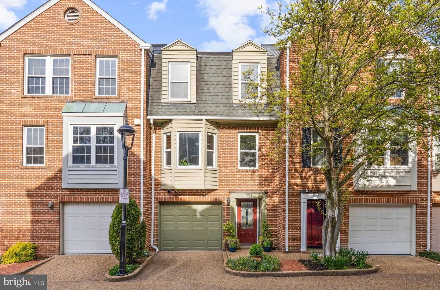 Property Photo: 1257 Madison Street VA 22314