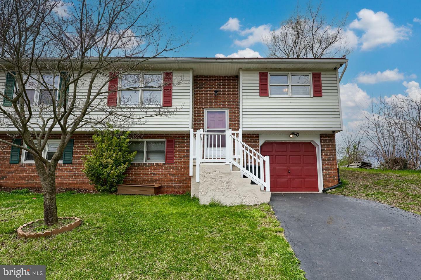 Property Photo:  223 Fairfax Drive  PA 17603 