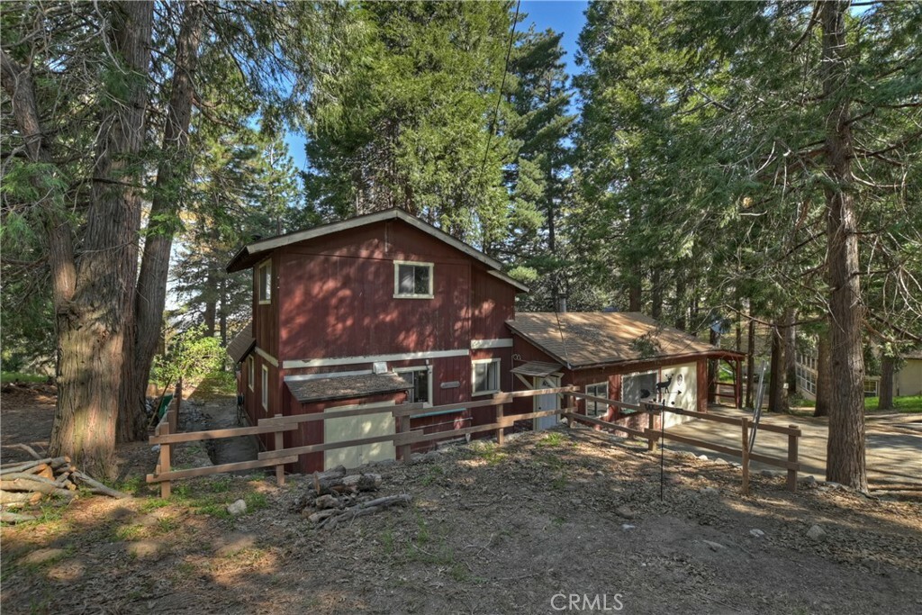 Property Photo:  576 Coyote Trail  CA 92322 