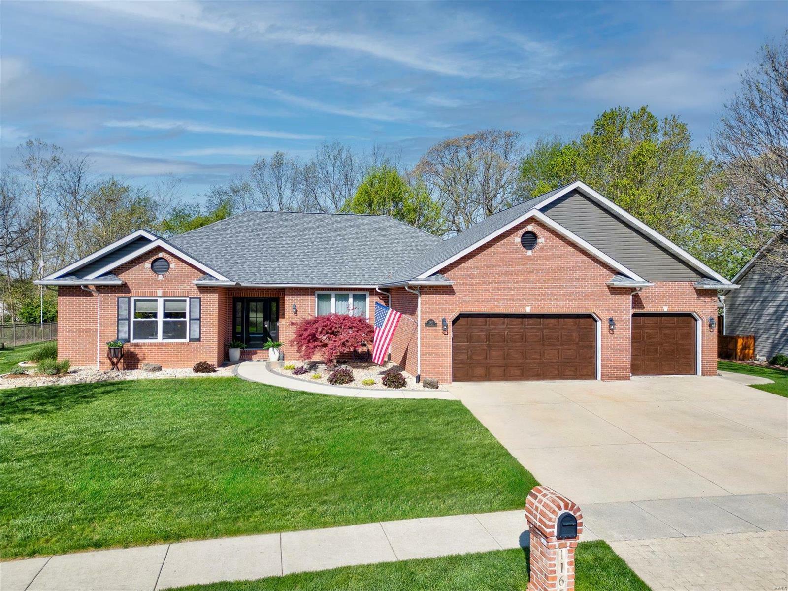 1167 Red Hawk Ridge Lane  O'Fallon IL 62269 photo