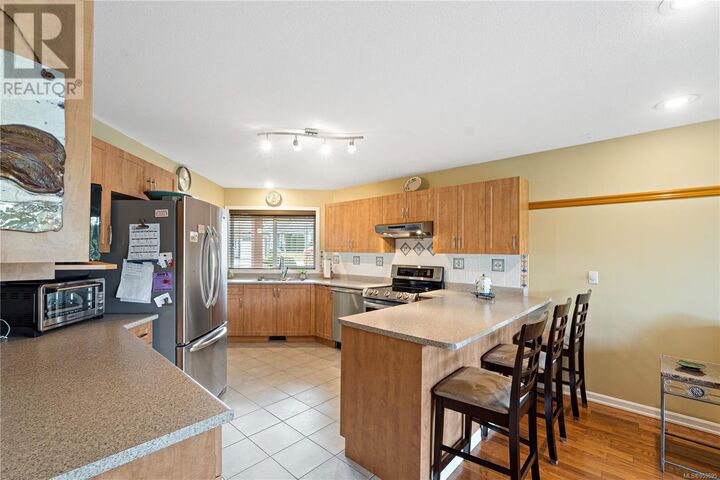 House for sale in Qualicum Beach 1332 Leeward Way, Qualicum Beach, BC