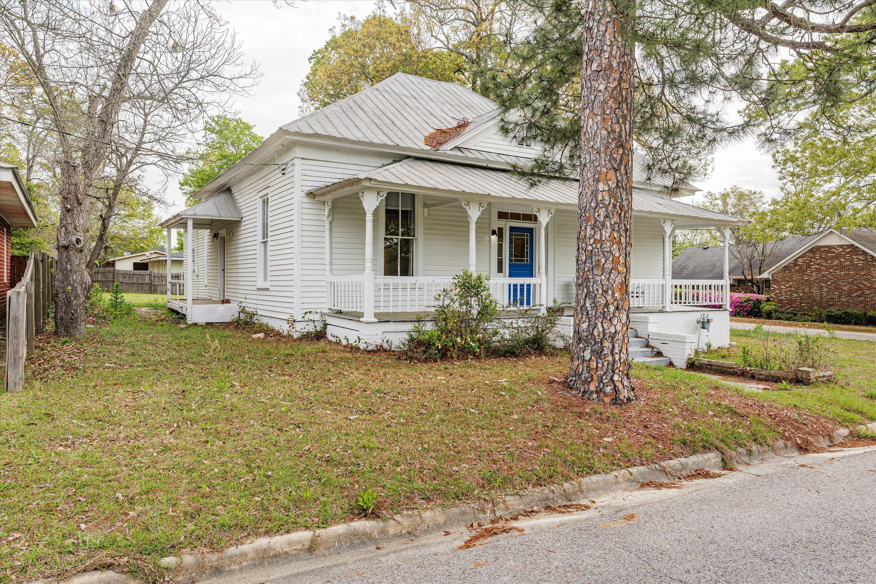 Property Photo:  202 Hill Street  GA 30833 