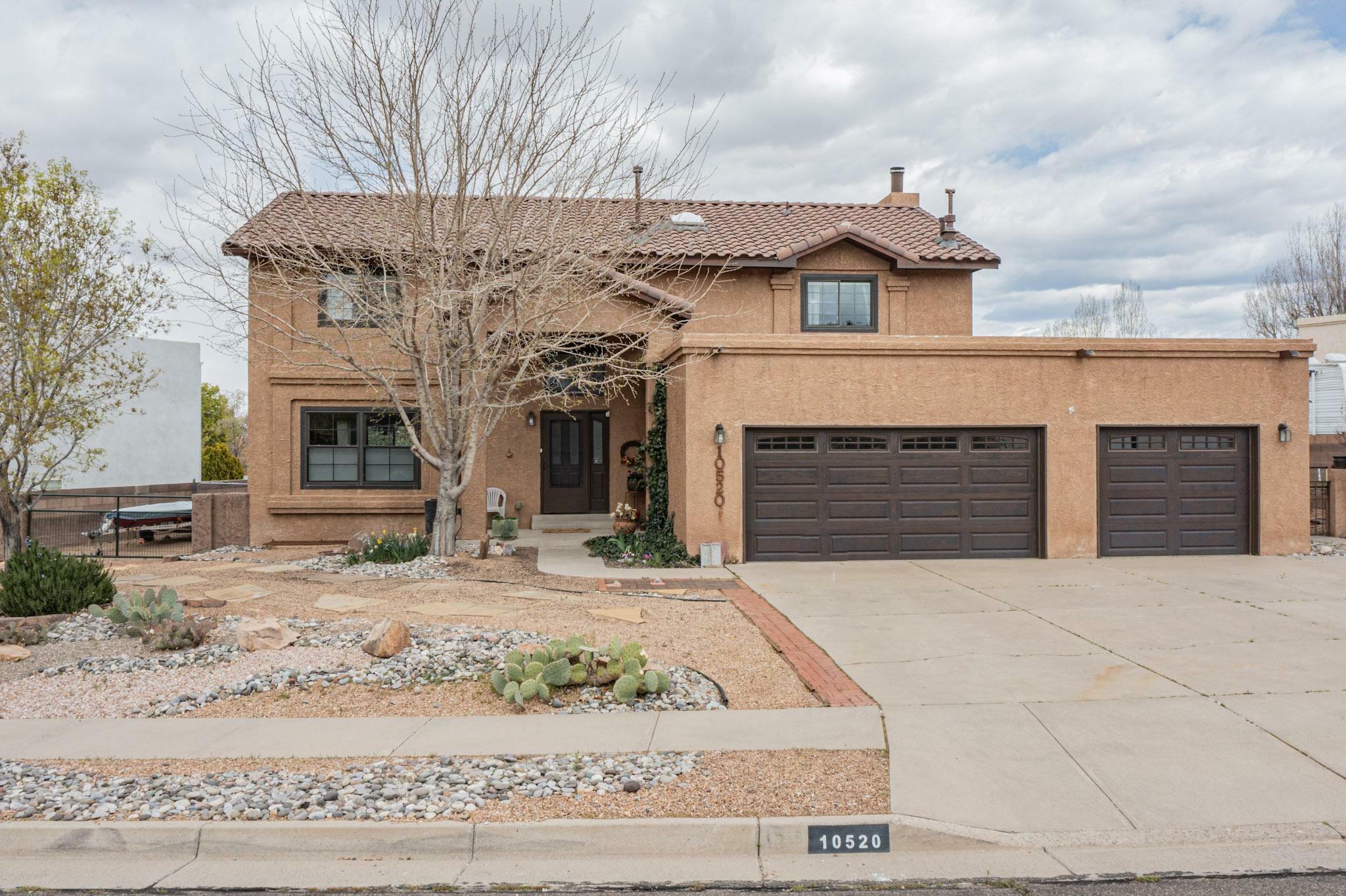 10520 Calle Sombra NW  Albuquerque NM 87114 photo